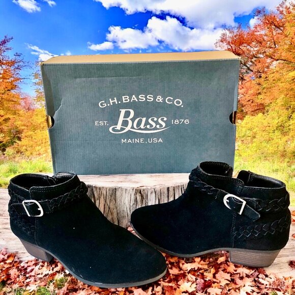 G.H. Bass & Co. Nina Braid Black Suede Ankle Boot Side Zip Bootie  7.5 W - Picture 1 of 14
